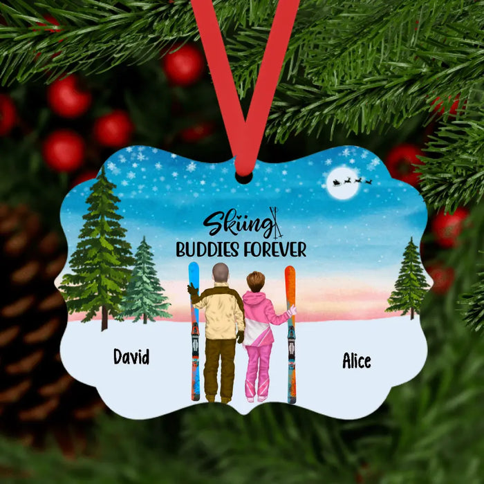 Personalized Ornament, Skiing Couple And Friends, Gifts for Skiers