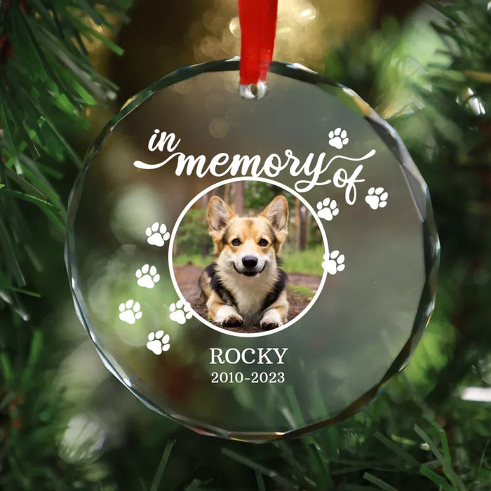 Mockup-Glass-Ornament-3