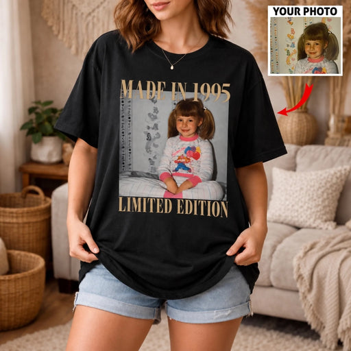 Vintage-photo-print-on-oversized-black-tee