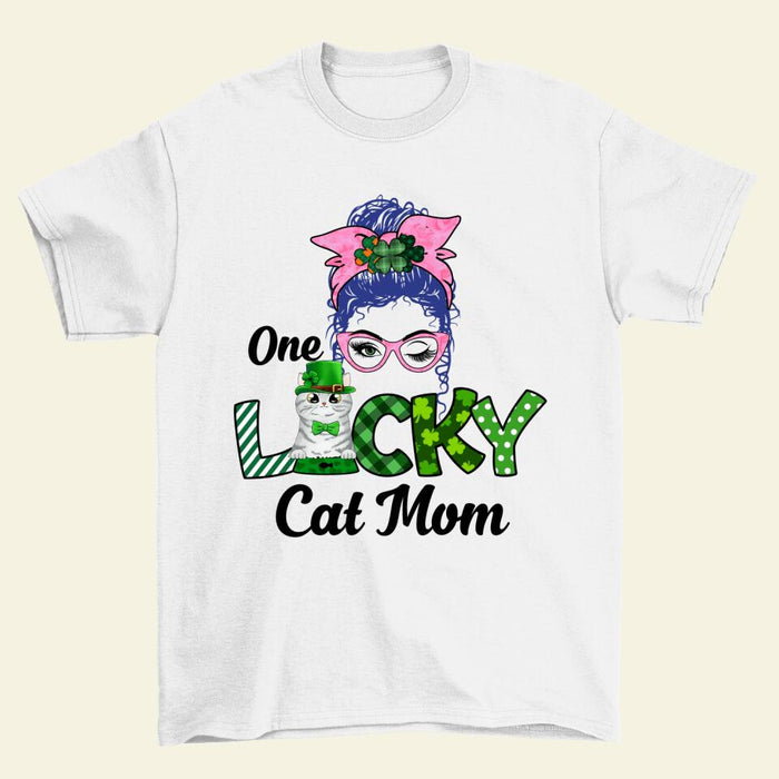 One Lucky Cat Mom - Personalized Gifts Custom Cat Shirt for Cat Mom, Cat Lovers