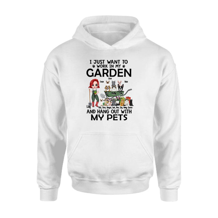 Up To 5 Pets I Just Want To Work In My Garden - Personalized Shirt For Him, Her, Pet Lovers, Gardener